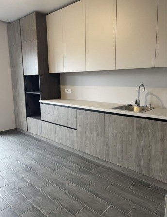 Продаж 2кім квартири , центральна частина міста - фото 1