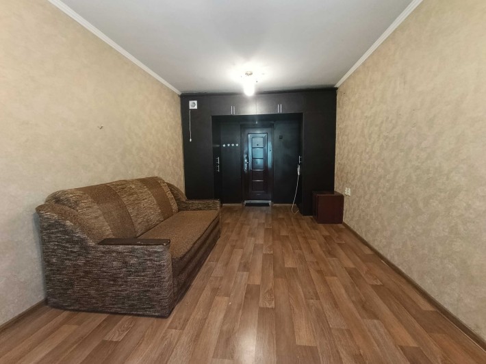 Оренда великої кімнати в гуртожитку - фото 1