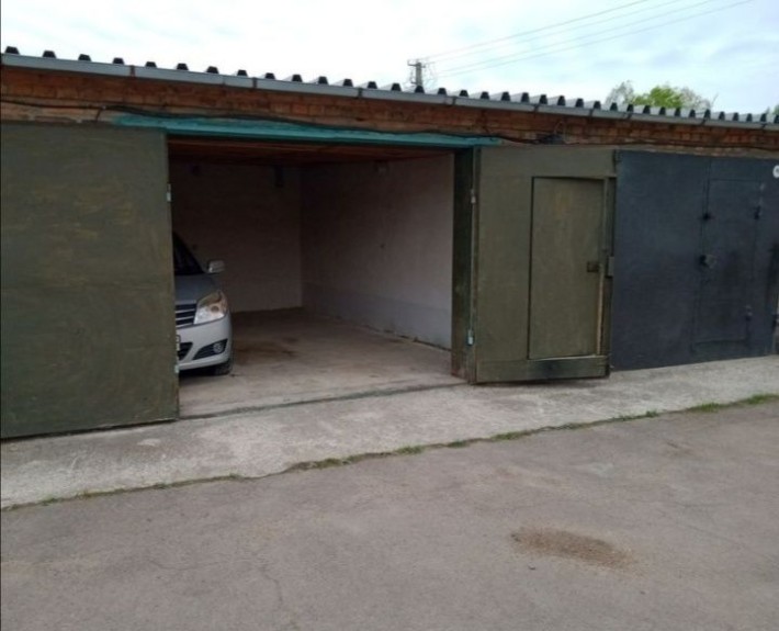 Продам гараж в - 1м ряду кооператива Восход - фото 1