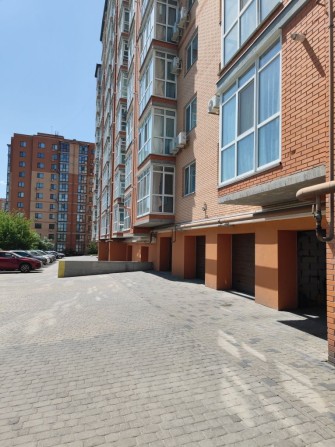Продам большой гараж в ЖК Счастливый, Запорожское шоссе, Дафи, Тополь - фото 1