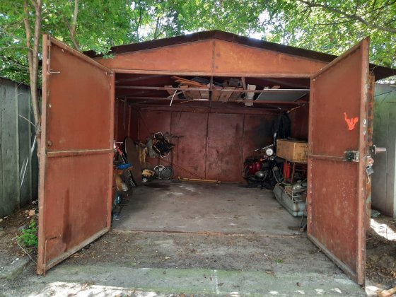 Продам  железный гараж