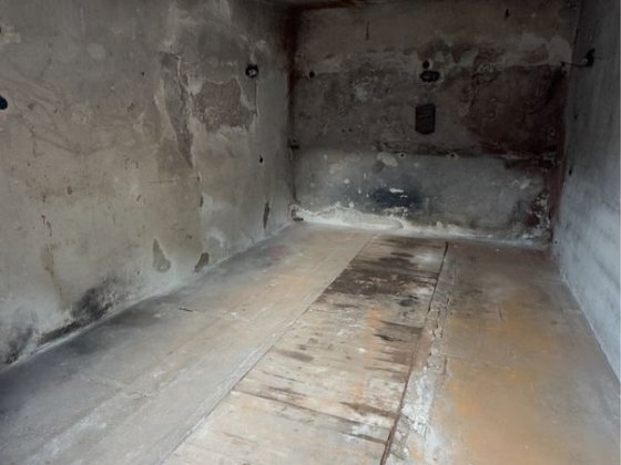 Продам гараж Столярова Центр Дніпро