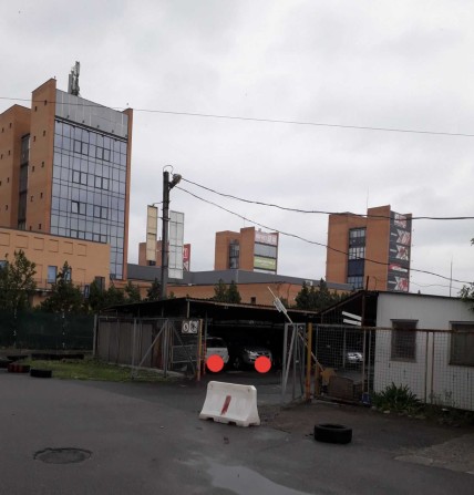 Продам паркоместо на крытой автостоянке возле ц. Вавилон ж/м Солнечный - фото 1