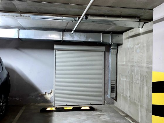 Паркінг (паркомісце) Чорновола, Полтавська, Золотоустівська Київ