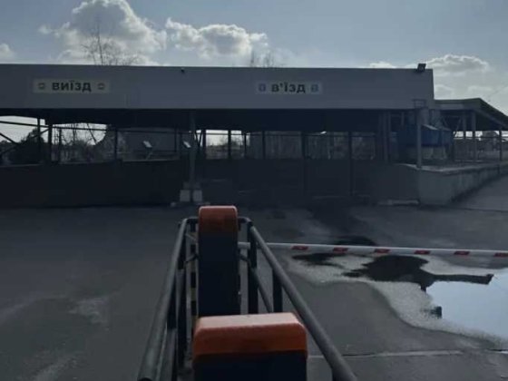 продаж паркинга  Осокорки Дніпровська набережна 26 Київ