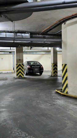 Продаж місця у підземному паркінгу #2 по вул.Срібнокільська 1 - фото 1
