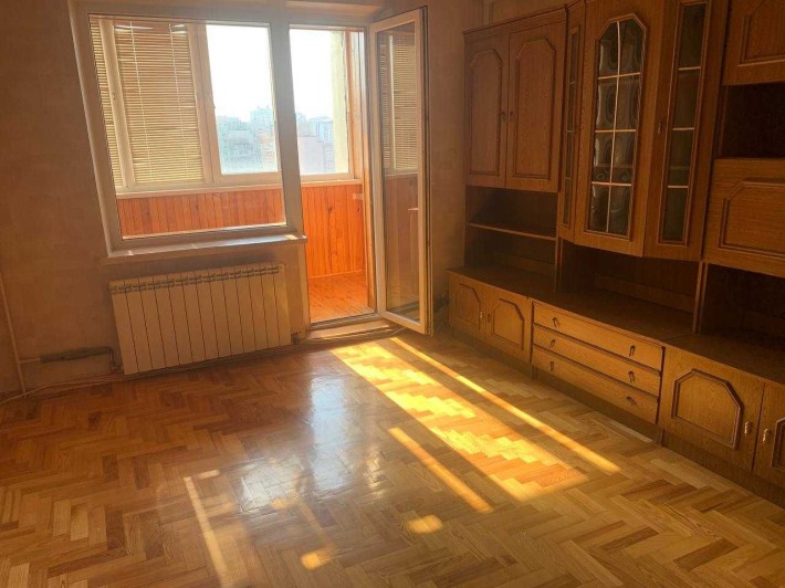 Продаж квартири з ремонтом по вулиці Перта Григоренка 26 - фото 1