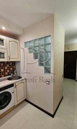 Продаж 1-к кв. в Дарницькому районі, вул. П. Чубинського 8 - фото 1