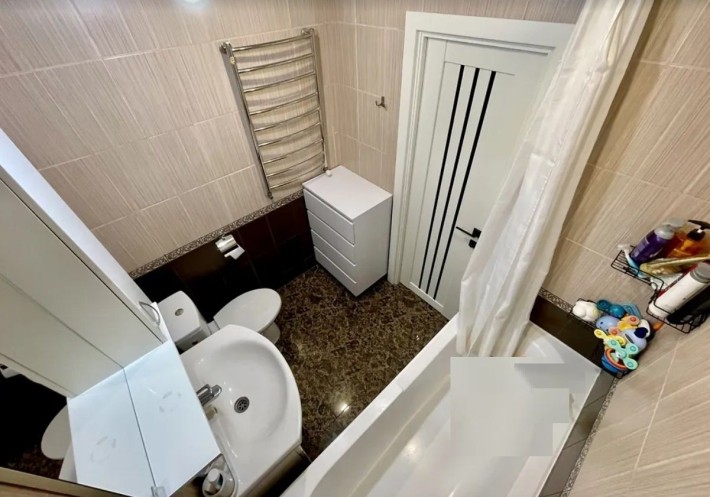Продаж 1 кім однокомнатная квартира з ремонтом і меблями новобуд АГВ - фото 1