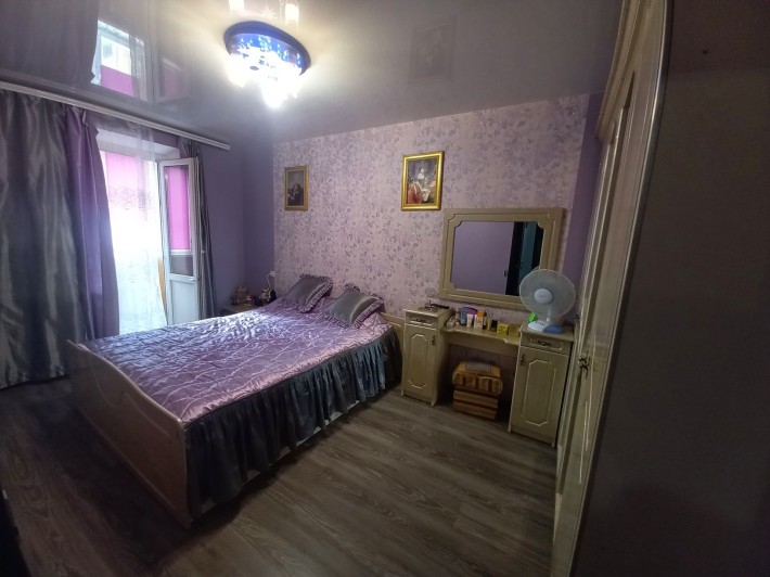Продам 2кім.кв. р-н 2-лікарні(Київська) 50/30/8 - фото 1