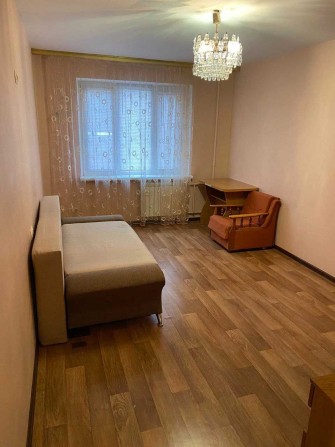 Кімната в 3-ри кімнатній кв-рі без хазяїв в Оболонському районі - фото 1