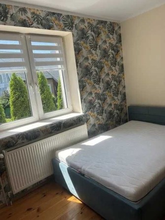Сдам подселение в комнату в Киеве Метро Дорогожичи 1500 грн. месяц - фото 1