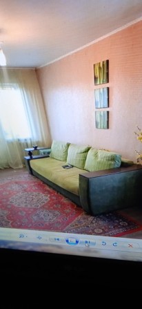 Сдам комнату девушке. м. Нивки - фото 1