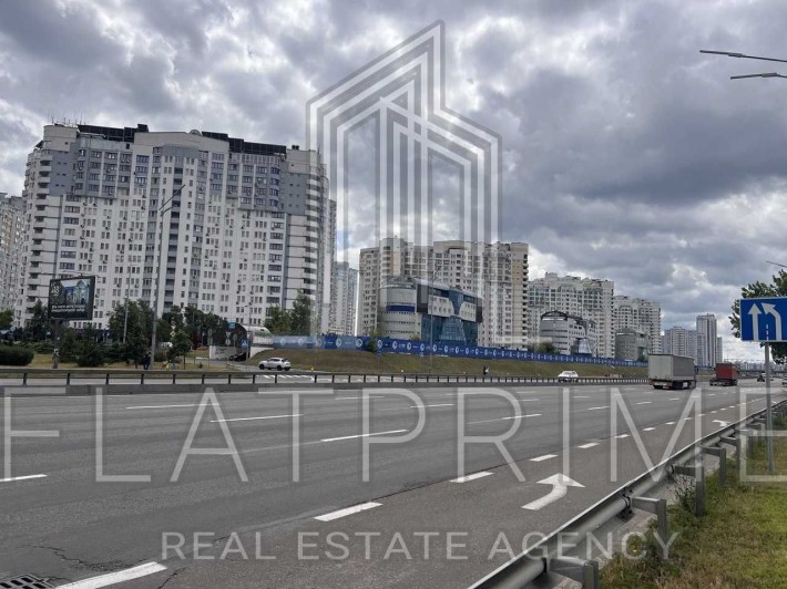 Продаж паркомісць Осокорки, позняки Дарницький, Бажана - фото 1