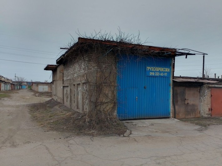 Гараж грузовой большой - фото 1