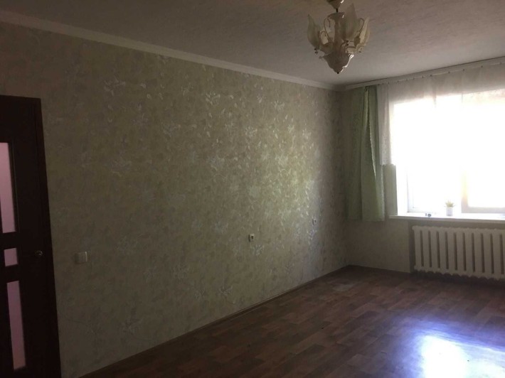 Продам 1-кімнатну квартиру, вул. Набережна Перемоги, жм Перемога-5 AK. - фото 1