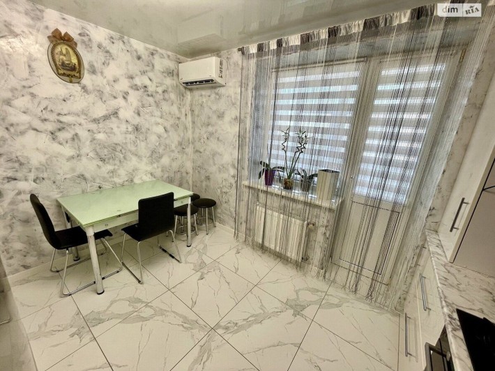 Продаж 1-к квартири з АГВ - фото 1