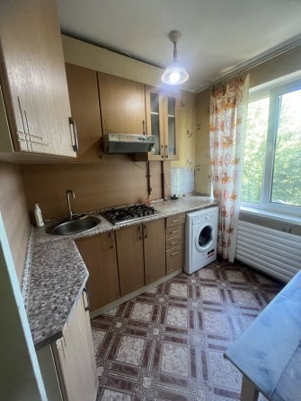 Продам 3 кімнатну квартиру по вул. Соборності - фото 1