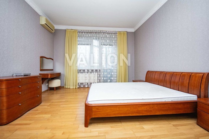 Без% Продаж 4к квартири 175м2 метро КПІ  Провіантська 3 Шевченківський - фото 1
