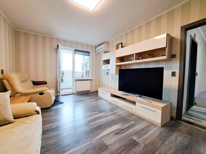 Власник! Продам 2к квартиру, 75,5 кв.м. Науки проспект 60а - фото 1