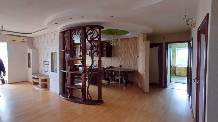 Продаж 3кімнатної квартири в центрі міста - фото 1