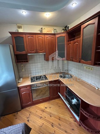 Продаж квартири в СТАЛІНЦІ на Печерську Бойчука 14в - фото 1