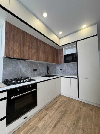 Продам квартиру с ремонтом 44м2 в ЖК Счастливый-2 - фото 1