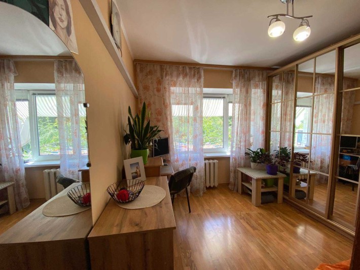 Продаж 2 к квартири на вул. П. Корнелюка 8421 - фото 1