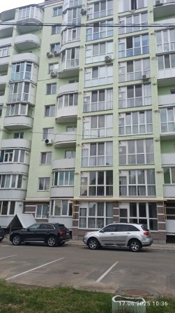 1 кімн 43 м новобудова  ремонт, меблі і техніка вул. Єськова - фото 1