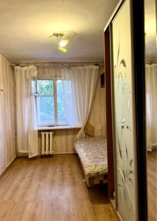 Здається в оренду кімната на вулиці Новікова. ГАЗ. Невисокий поверх - фото 1