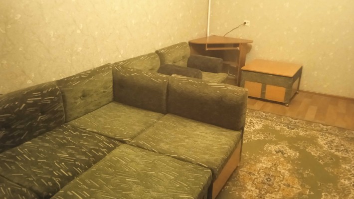 Сдам комнату (зал) на Салтовке в 3-х комнатной квартире . - фото 1