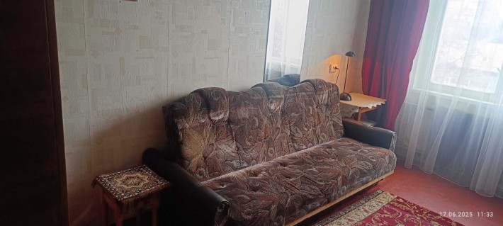 кімната троєщина біля спортлайфу червоної калини бикова 4000гр за все - фото 1