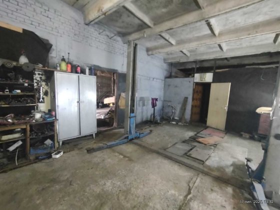 Гараж СТО Техстанція Великий ДВА сусідні Троєщина 11.60х11.40м 132квм Київ