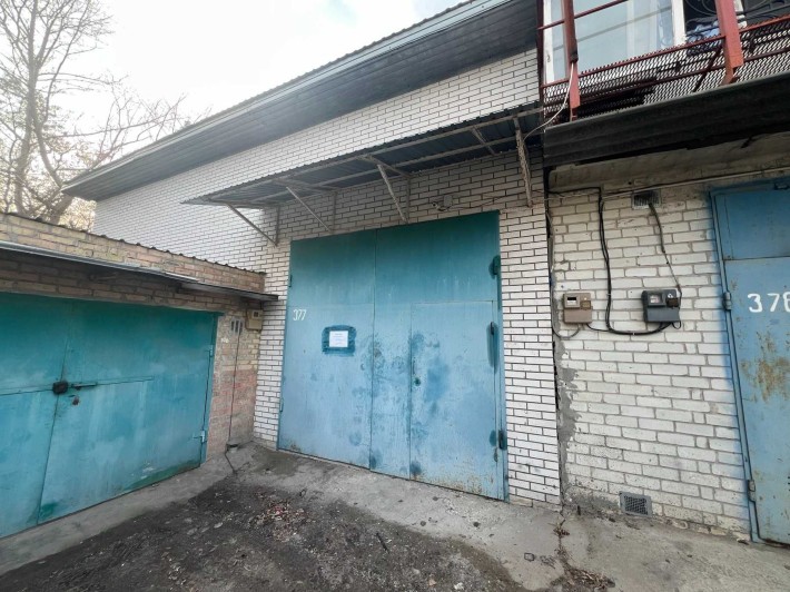 Продам гараж трьохрівневий-169,2м2 З террасою вул.Світла 6б. - фото 1