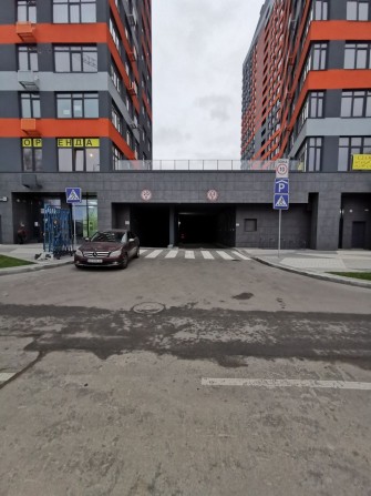 паркинг, ЖК Терракота, Terrakotta, ул. Горловская, метро Вырлица - фото 1