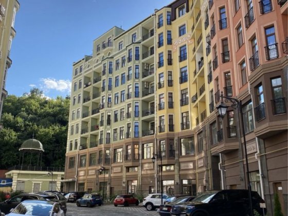 Продам паркинг. Киев Подолград Воздвиженка Київ