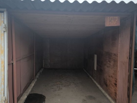 Крытое место на автостоянке №4 по 
  ул. Кишиневская Крыжановка