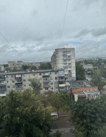 Продам улучшенку ,центр 2к - фото 1