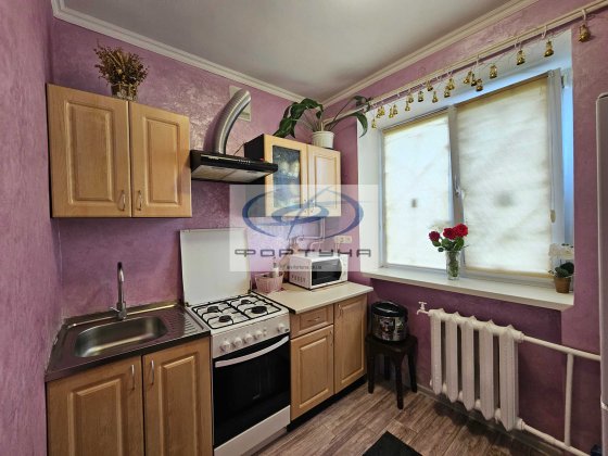 Затишна квартира з меблями та технікою, р-н Дніпровський Черкассы