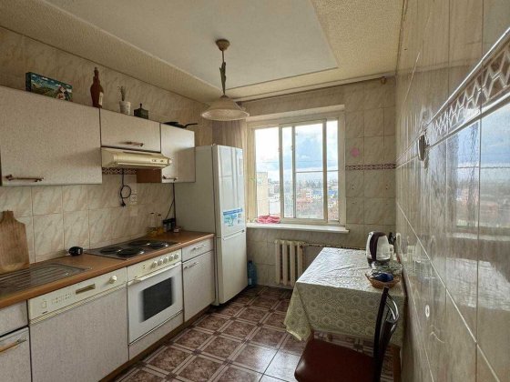 Продам 3-х кімнатну в районі ринку Урожай. Вінниця