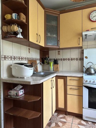 Продаж трьохкімнатної квартири з сучасним ремонтом біля ринку Нива - фото 1