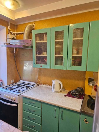 Продам 2 кімнатну квартиру на Проспекті Лесі Курбаса 5 - фото 1