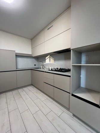 Продаж двокімнатної квартири - фото 1