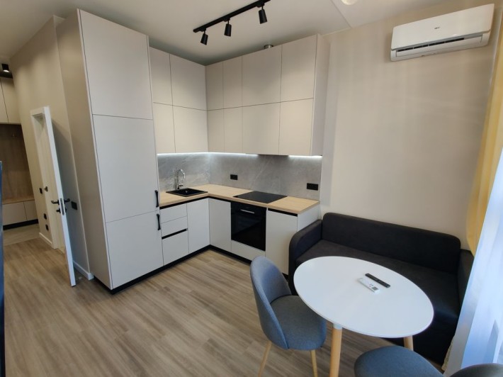 метро Лівоберена| ЖК Каховський | 37.4m2 | кухня та спальня роздільно - фото 1