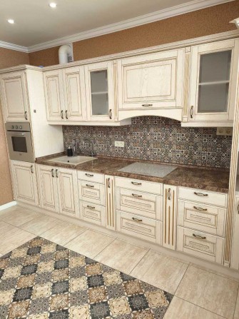 Продам 2 кімн. квартиру в районі Митниця, Жужоми 5 - фото 1