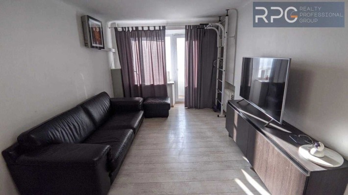 Продам 2к квартиру Печерськ Лобораторний пр. 4, метро Палац України - фото 1