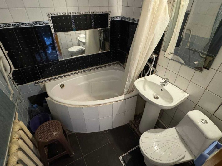 Продам 2к квартиру в Чечеловском районе/12000 долл.США - фото 1