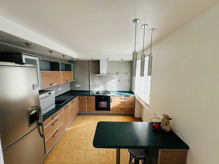 Продам 2 ком. кв Центр Нагорный район,  ул. Героев Крут (Фурманова) 10 - фото 1