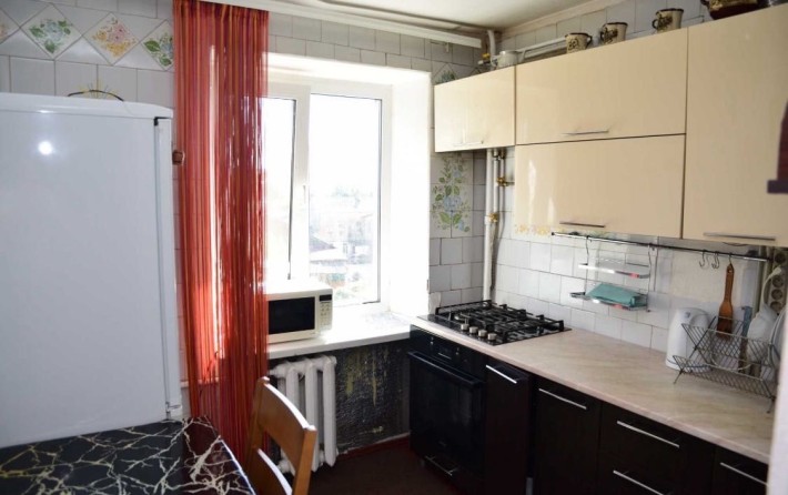 Продам 2к квартиру в центрі міста - фото 1