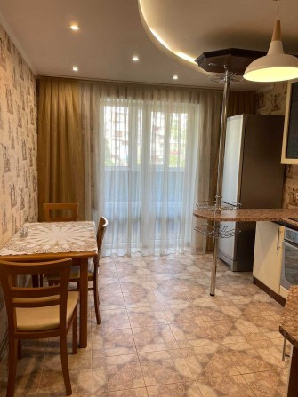 Продаж 2хк квартири Харківське шоссе 56 - фото 1